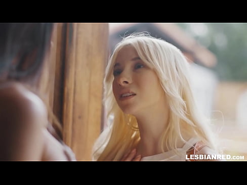 ❤️ Gadis datang ka imah sababaraha bulan engké na ends up dahar pussy stepmom nya porno di urang ❌❤